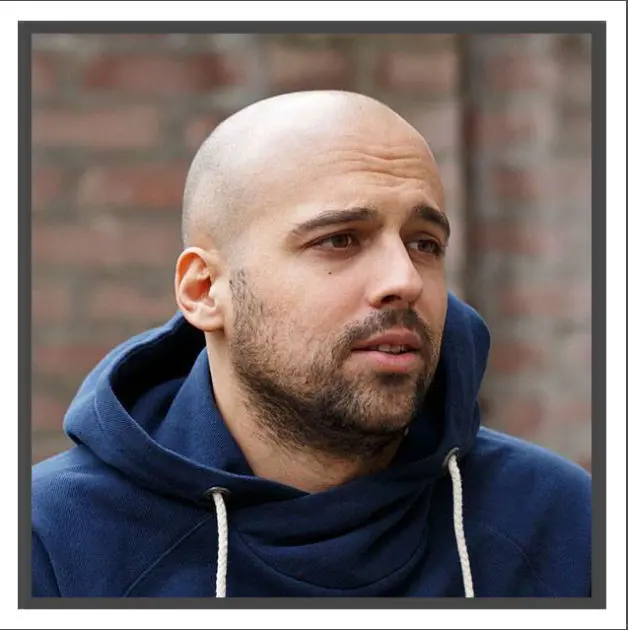 MILOŠ SIBINOVIĆ MILOŠ SIBINOVIĆ